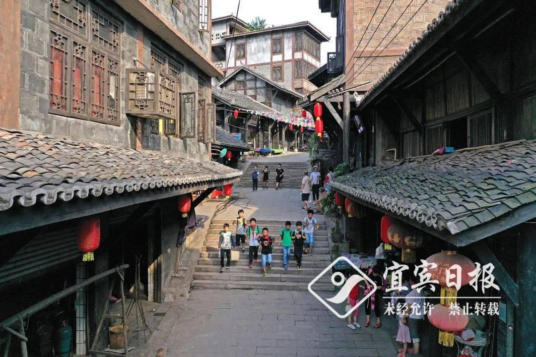 金箭电动车充电器正负极如何区分？游戏画面